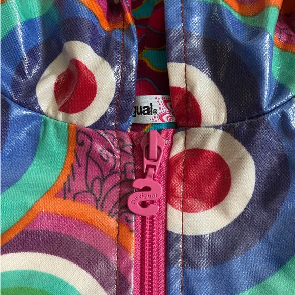 Desigual Children’s Raincoat size 13/14 - Picture 2 of 9